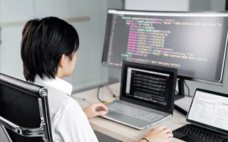 宁阳 ,php声明和调用变量的符号是什么？
